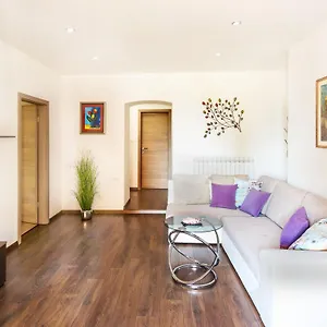 https://apartment-ivana-roc.in-istria.net